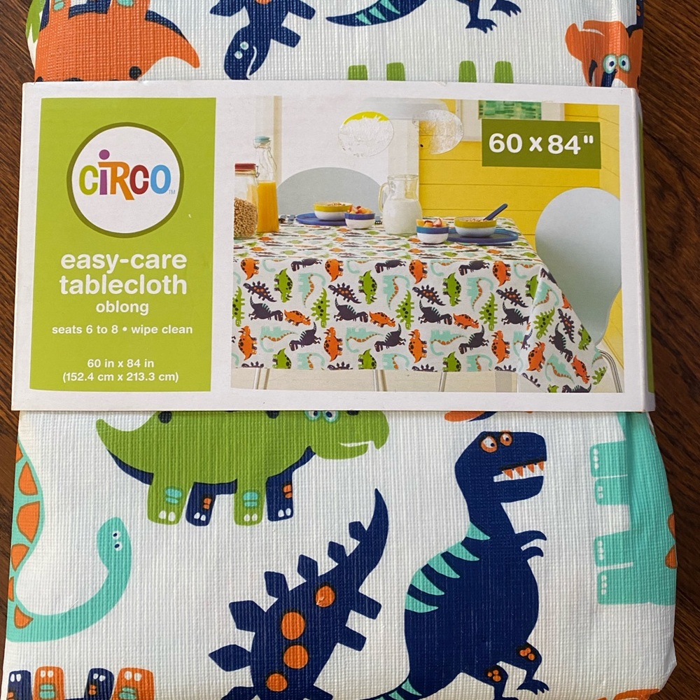 New Circo Easy care tablecloth Dino